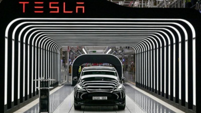 Tesla Hilang Nilai 126 Miliar Dolar, Khawatir Dana Pembelian Twitter