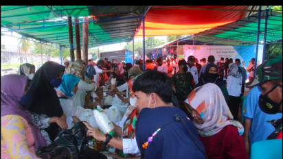 Pasar Murah Mitra Tani Ramadhan Diserbu Warga Ternate