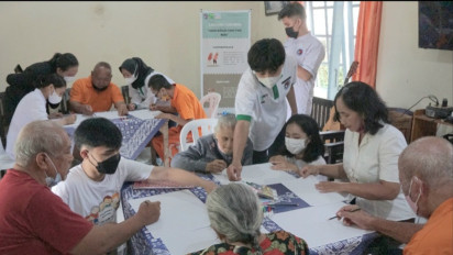 Ternyata Menggambar Bisa Kurangi Pikun Pada Lansia
