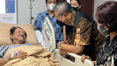 Mantan Kepala BIN Hendropriyono Tergolek Lemah, Begini Keadaannya saat Dijenguk SBY