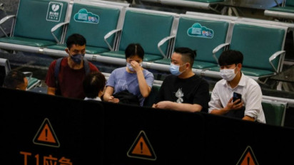 Temukan Ketidakwajaran Hasil Tes PCR Staf Bandara, 90 Persen Jadwal Penerbangan dari Guangzhou Dibatalkan