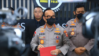 Kapolri Tinjau Arus Mudik Naik Heli, Tol Jakarta-Cikampek Lancar