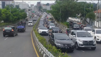 H-3 Lebaran, Lalu Lintas di Jalur Mudik Kota Semarang Macet Dimana-mana
