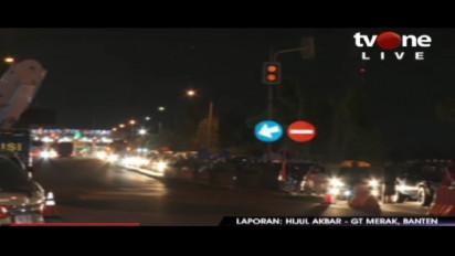 BREAKING NEWS: Pelabuhan Merak Dipadati Pemudik