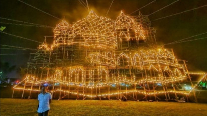 Tradisi Lampu Colok Hiasi Malam Penghujung Ramadan di Pekanbaru
