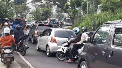 H-1 Lebaran 2022, Jalur Selatan Garut Macet