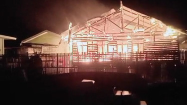 Diduga Korsleting Listrik, Puskesmas Pulau Sembilan Terbakar