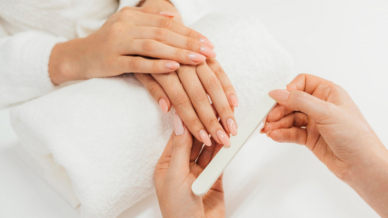 Tips Merawat Kutikula Kuku Dengan Aman
            - galeri foto