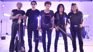 Setengah Abad Bermusik God Bless Siapkan Konser