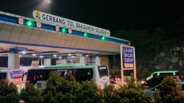 Arus Kendaraan di Gerbang Tol Bakauheni Selatan Lancar
