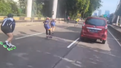 Viral Main Sepatu Roda di Gatsu, Netizen: Ini Akunnya Kalau Mau Silaturahmi