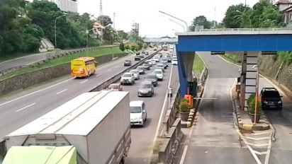 Arus Balik Lebaran Masih Ramai, Jalan Tol Semarang Terpantau Padat
