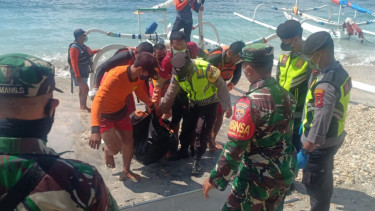 Terjatuh ke Laut Saat Ambil Rumput di Tebing, Jasad Peternak Sapi Dievakuasi Tim SAR Bali