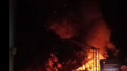 Diduga Arus Pendek Listrik Satu Unit  Rumah di Sumbawa Barat Ludes Terbakar