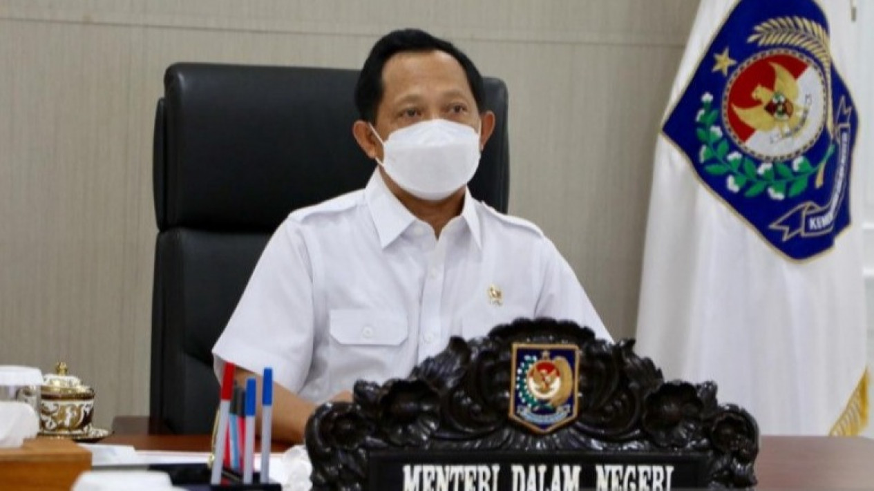 Pelantikan Pj Gubernur, Mendagri: Penjabat Akan Dievaluasi Tiap 3 Bulan
            - galeri foto