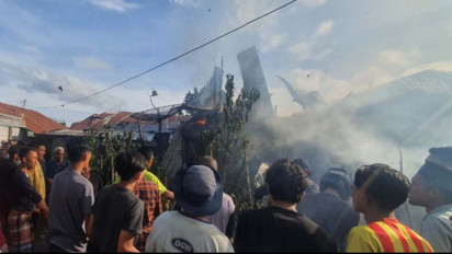 Diduga Arus Pendek, Dua Rumah Warga Bener Meriah Hangus Dilalap Si Jago Merah