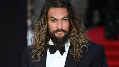 Pisah dari Lisa Bonet, Jason Momoa "Aquaman" Kencan dengan Eiza Gonzalez