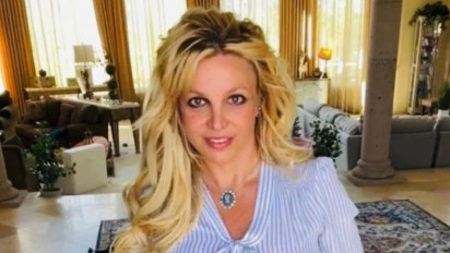 Britney Spears Alami Keguguran