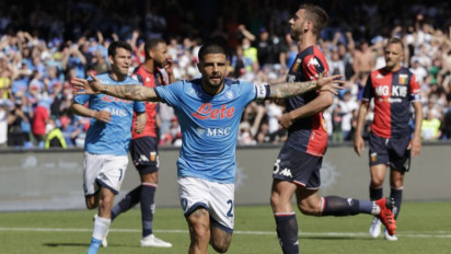 Lorenzo Insigne Cetak Gol Perpisahan Saat Napoli Taklukkan Genoa 3-0
