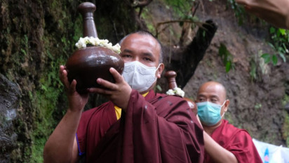 Presiden Jokowi Ucapkan Selamat Hari Raya Waisak Bagi Umat Buddha