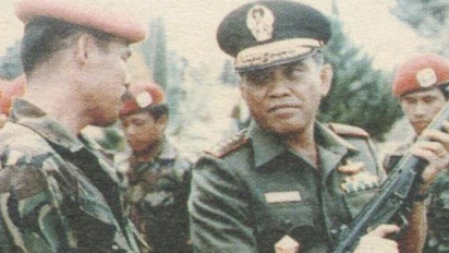 Soeharto Menyesal Tak Dengarkan Kata-kata Benny Moerdani, Menangis di Hadapan Benny: Kowe Bener Ben