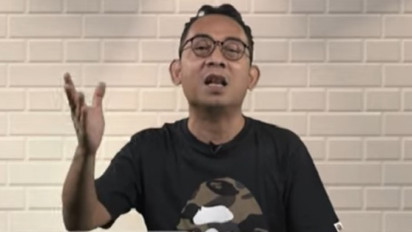 Eko Kuntadhi Olok-olok UAS yang Ditolak Liburan ke Singapura, Sarankan UAS Main ke Ragunan Saja