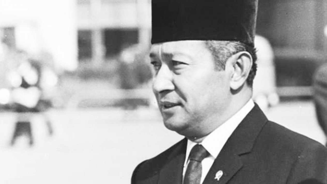 Mimpi Aneh Soeharto Dua Tahun Sebelum Meninggal, Akui Lihat Sosok Wanita Cantik, Siapa Dia?
            - galeri foto