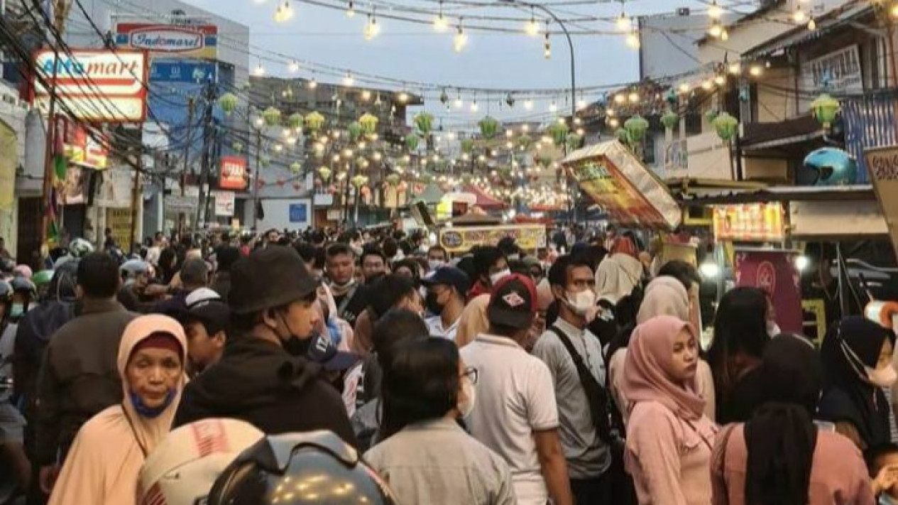 Ikut Edaran Satgas, Tangerang Siap Lepas Masker di Luar Ruangan
            - galeri foto