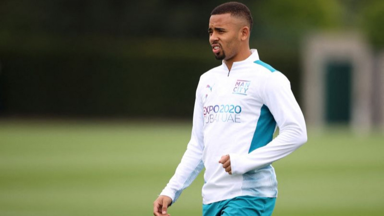 Arsenal Pertimbangkan Tarik Gabriel Jesus Dari Manchester City
            - galeri foto