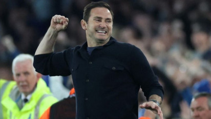Selamat dari Degradasi, Lampard Puji Dukungan Fans Everton pada Laga Melawan Palace