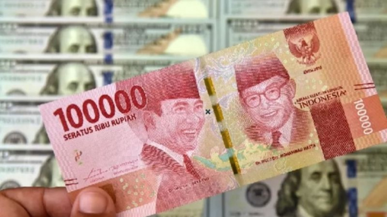 Rupiah Menguat Seiring Pemerintah Buka Keran Ekspor CPO
            - galeri foto