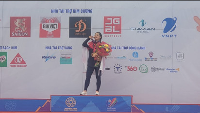 Ayustina Delia  Priatna Raih Medali Emas Balap Sepeda SEA Games