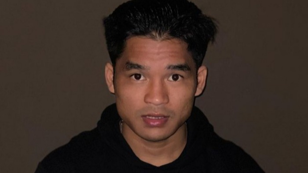 Tengah Berduka, Jeka Putuskan Tetap Berlaga
            - galeri foto