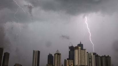 Waspada, BMKG Perkirakan Hujan Ringan-Sedang Berpeluang Turun di Sejumlah Kota