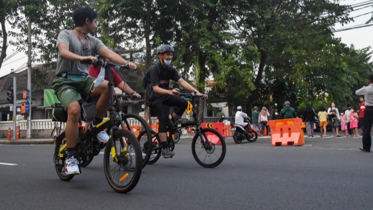 Jakarta dan Surabaya Kompak Gelar CFD Besok, Ini Lokasi dan Jam Operasionalnya di Kota Pahlawan
            - galeri foto