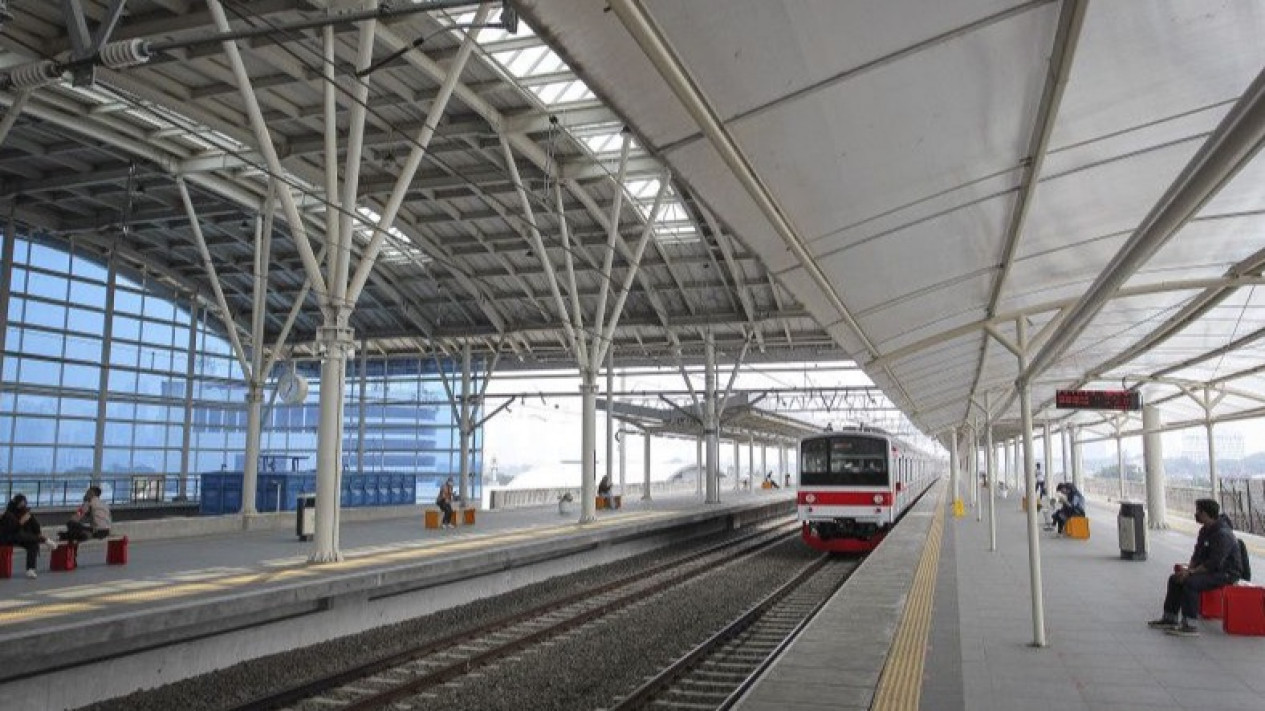 Jalur KRL di Stasiun Manggarai Diubah, Berikut Penjelasan Lengkapnya
            - galeri foto