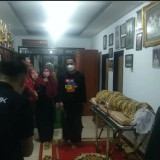 Jenazah Achmad Yurianto Disemayamkan di Rumah Duka, Kota Batu