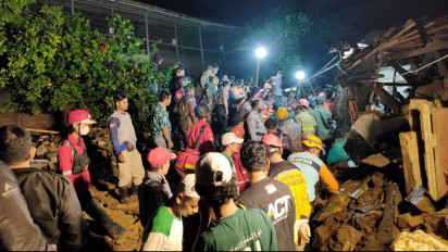 Tiga Korban Longsor Cipelang Ditemukan Meninggal Dunia dan  1 Masih Dalam Pencarian
