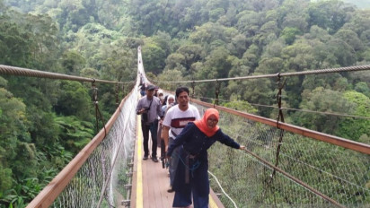 Jembatan Gantung Rengganis Terpanjang se-Asia Tenggara