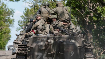 Rusia Kembali Melancarkan Serangan ke Ukraina