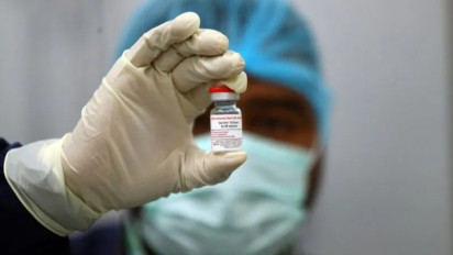 Dokter Usul Pemerintah Berikan Vaksin Booster Keempat Bagi Dokter dan Nakes