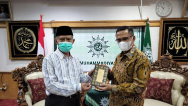 PP Muhammadiyah Menerima Wakaf 3.000 Al Quran dari Yayasan Muslim Sinar Mas