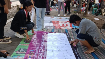 RUU PPRT Mandek 18 Tahun, Cipayung Plus Surabaya Gelar Aksi Kreatif