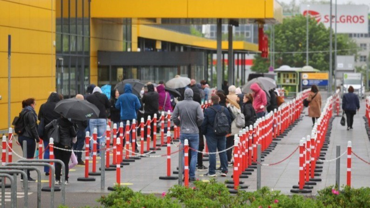 Masuk Jerman Tak Wajib Bawa Bukti Vaksin dan Tes Covid-19, Berlaku Mulai Juni
            - galeri foto