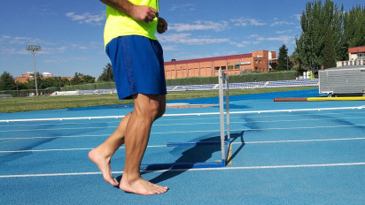 Inilah Beragam Manfaat Berlari Tanpa Alas Kaki Bagi Kesehatan Tubuh