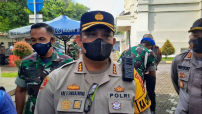 Ribuan Personel Kepolisian dan Rekayasa Lalu Lintas Untuk Pengamanan Pernikahan Adik Jokowi