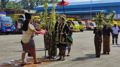 'Manten Tebu' Tradisi Unik di Blitar untuk Mengawali Musim Giling Tebu