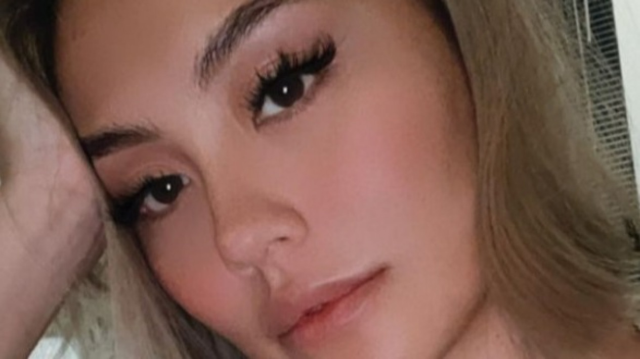Baca Curhatan Anak Korban Penembakan Texas, Agnez Mo: Aku Gak Bisa Berhenti Nangis
            - galeri foto