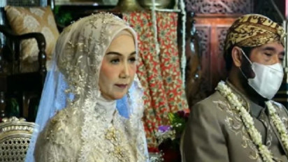 Resmi Menikah, Ini Awal Mula Pertemuan Ketua MK dan Adik Jokowi