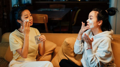 Ini "Skincare" Wajib Kamu Bawa Saat Liburan